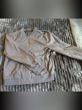 No Boundaries Men's Gray Bomber Jacket